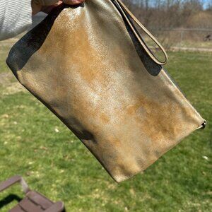 EUC Rough & Tumble Double Gilded Mink Traveler